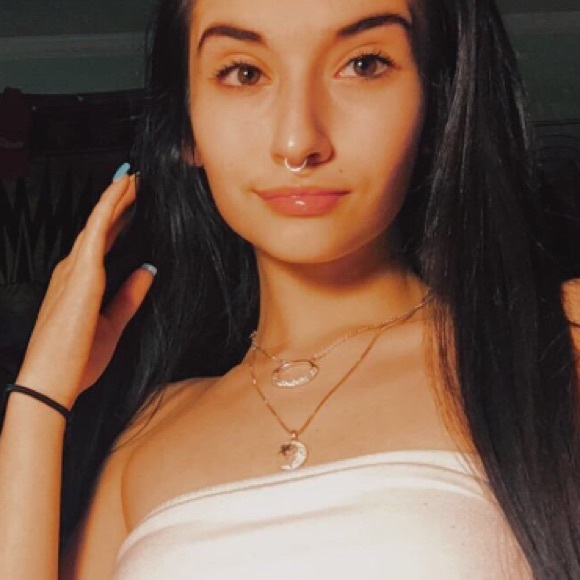 isabella_emelia